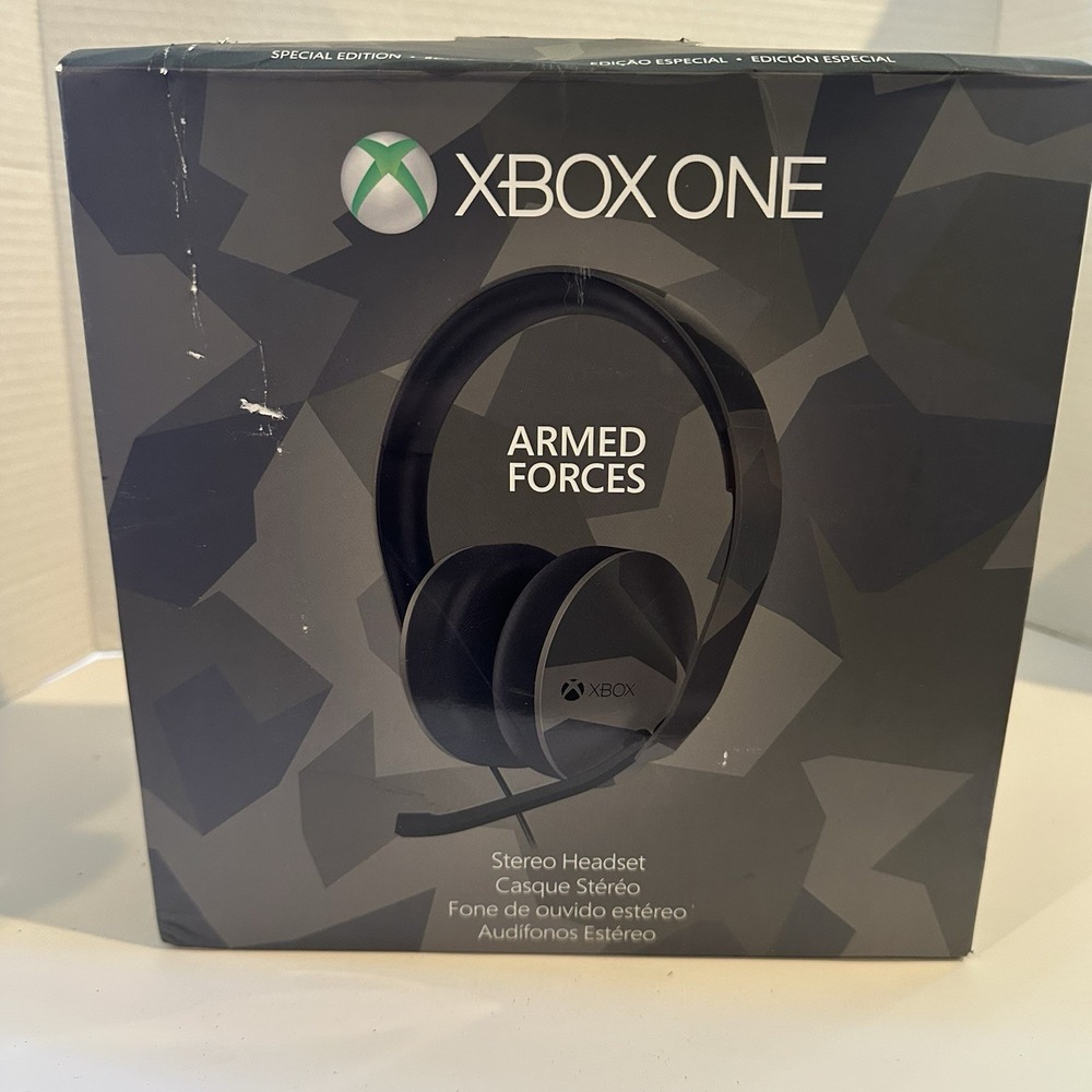Xbox One Stereo Headset‎ Armed Forces Box, EUC Pre-Owned